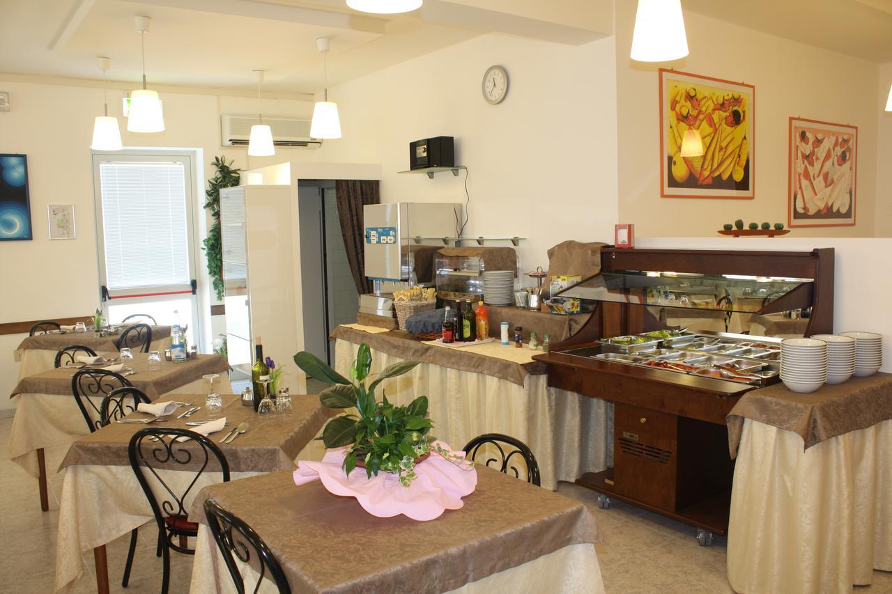 Hotel Helga Caorle Extérieur photo
