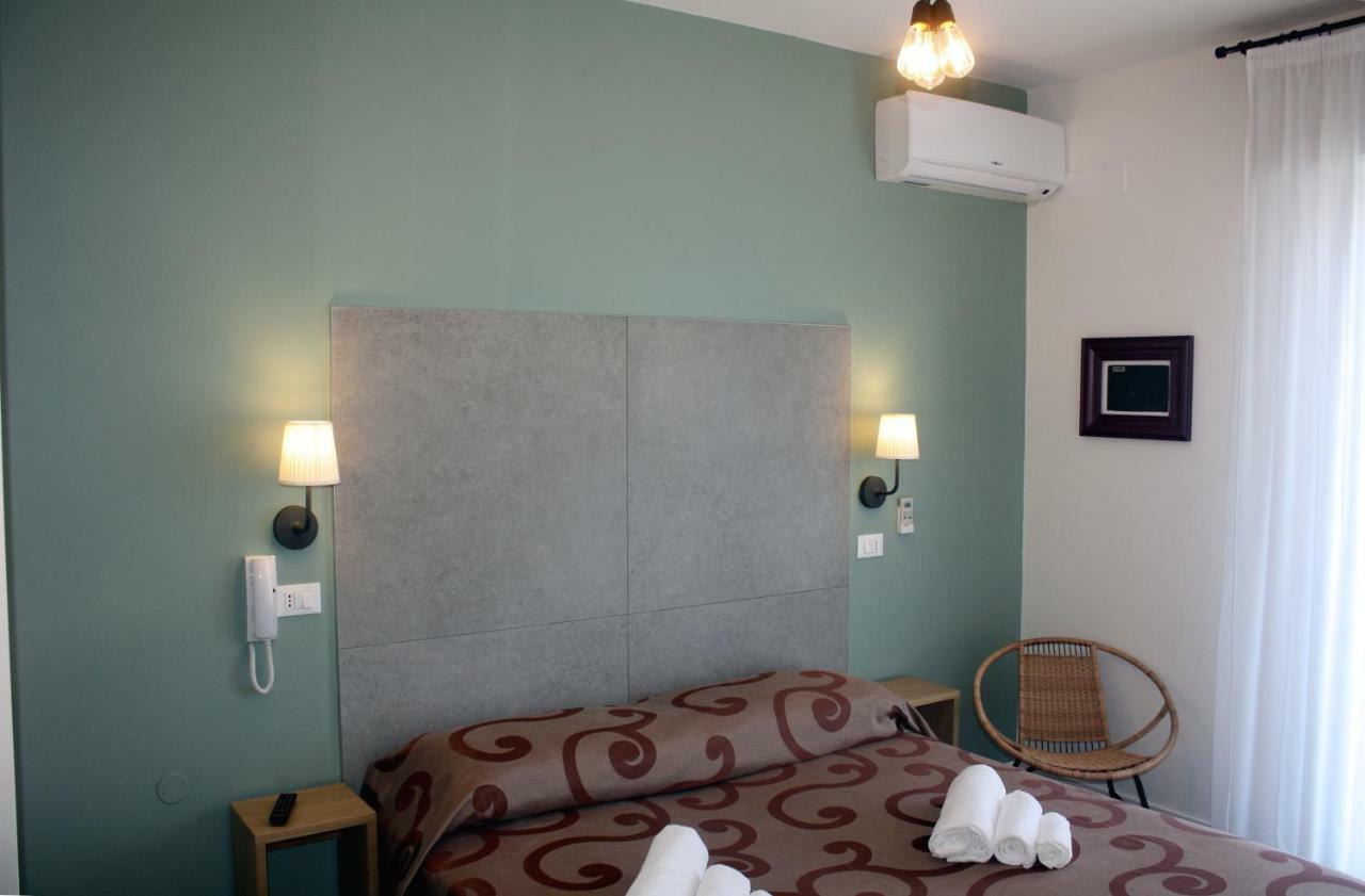 Hotel Helga Caorle Extérieur photo
